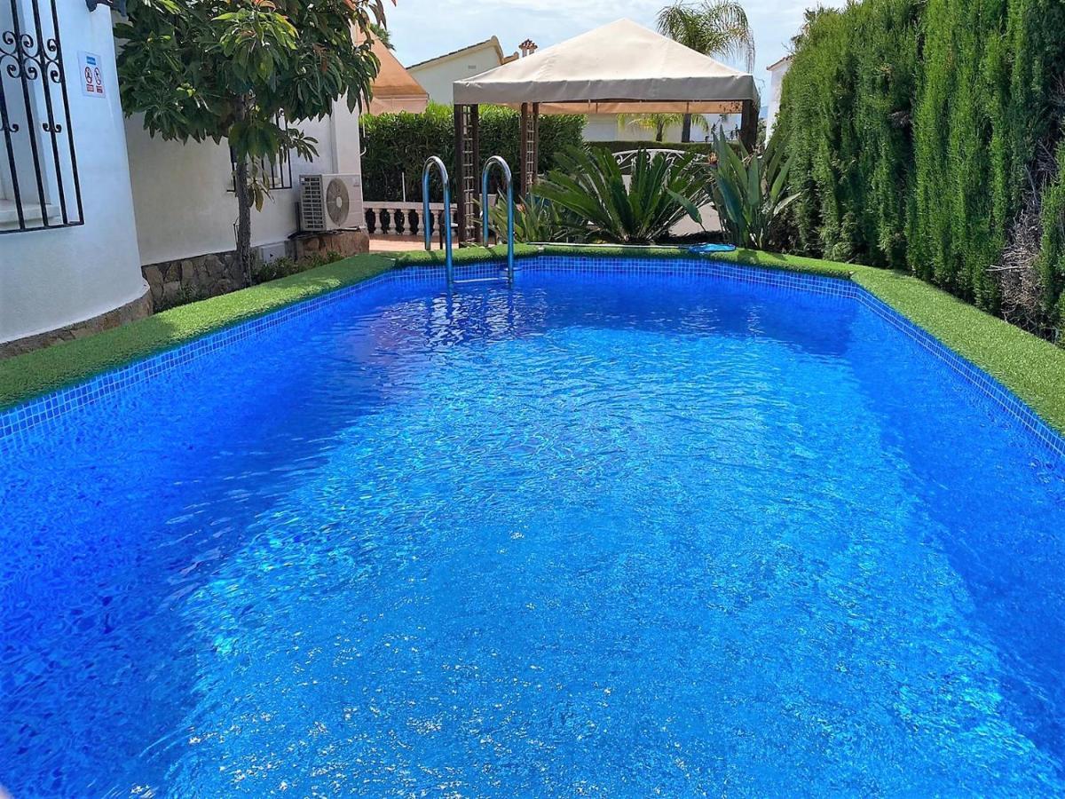 Family Beach Villa Rubens Oliva Extérieur photo
